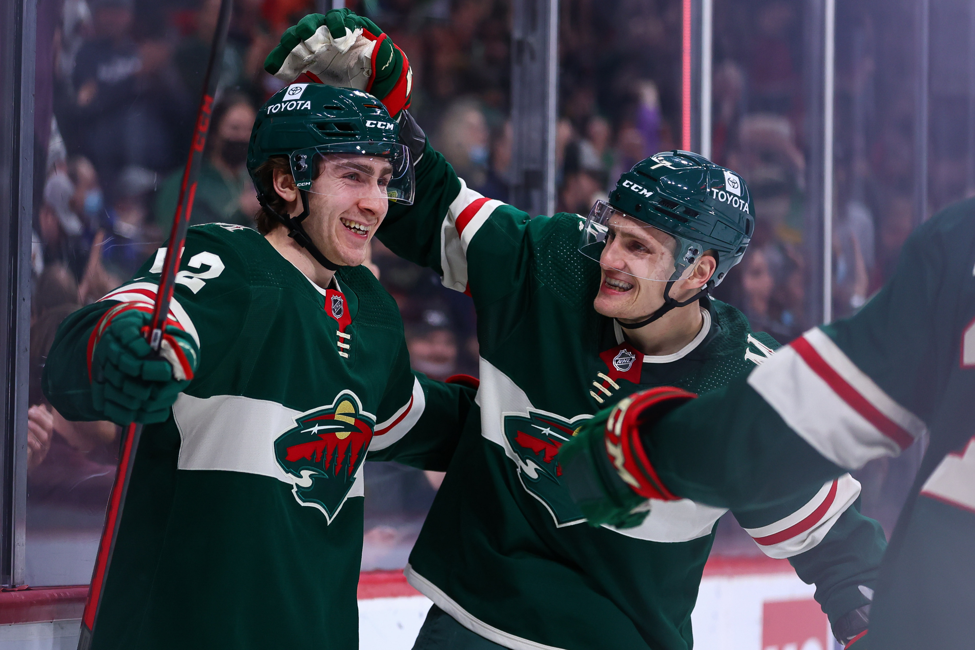 3200x2140 Minnesota Wild's offense overwhelms Canadiens in St. Paul, Desktop