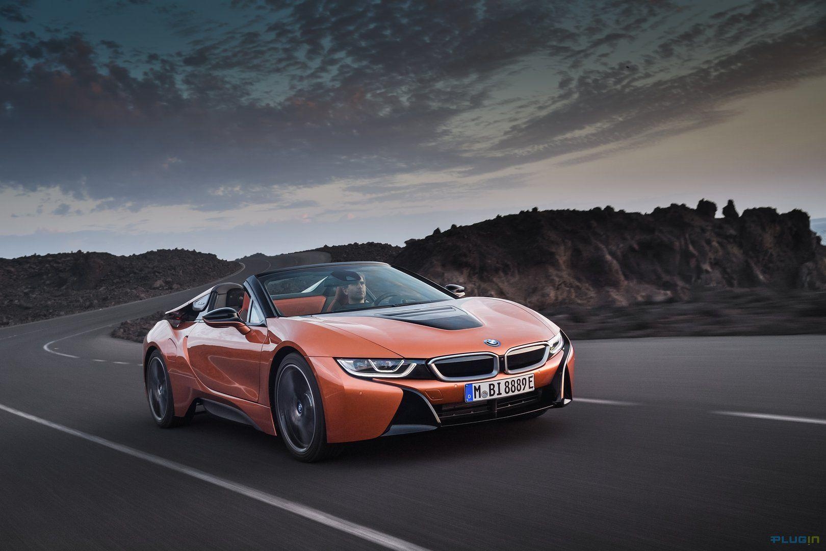 1620x1080 BMW i8 roadster hits production, Desktop