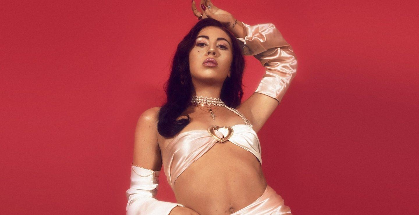 1440x740 Killer” en versión acústica de Kali Uchis, Desktop