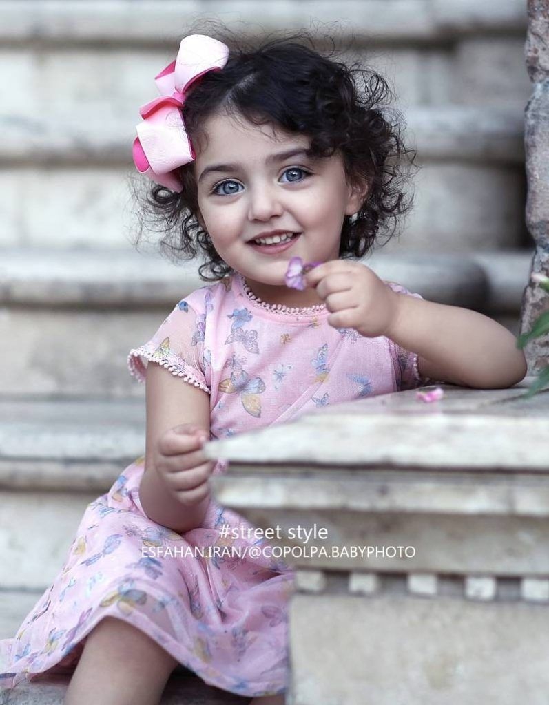 800x1030 Anahita Hashemzade Cute Girl inThe World Teach Guru, Phone