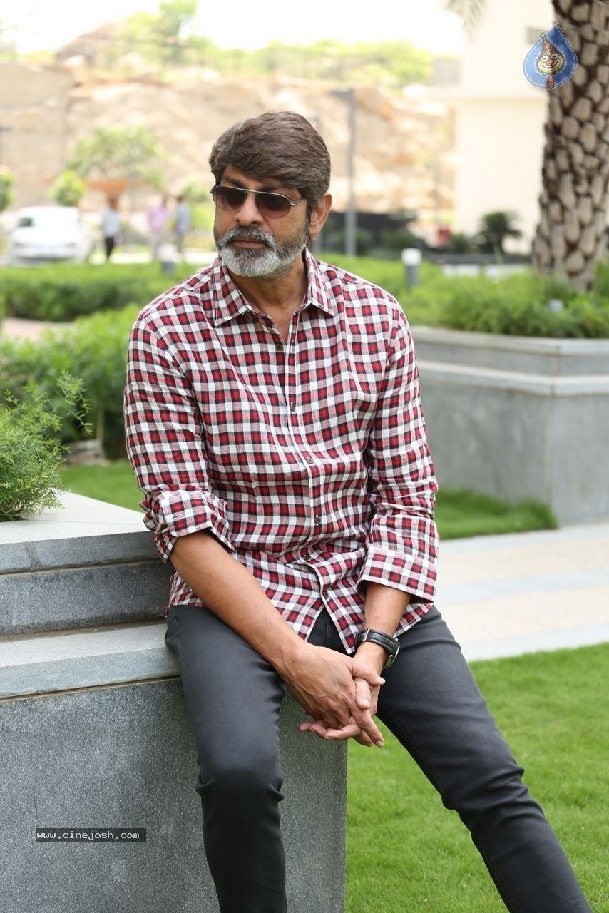 860x1280 Jagapathi Babu New Photo 30 of 32, Phone