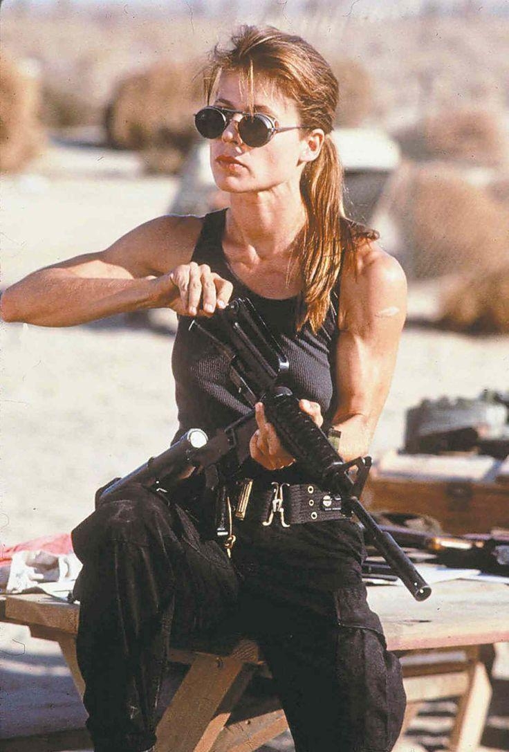 740x1090 Linda hamilton terminator ideas. Terminator, Phone