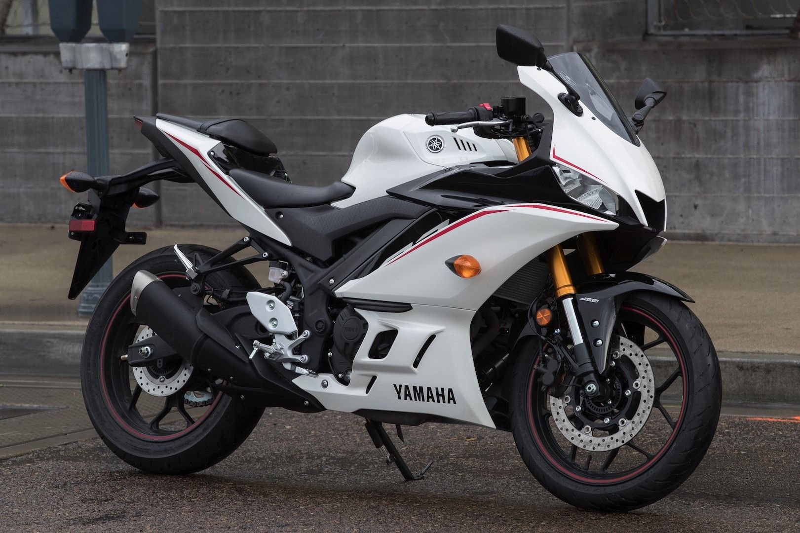 1630x1080 Yamaha YZF R3 Review (17 Fast Facts), Desktop