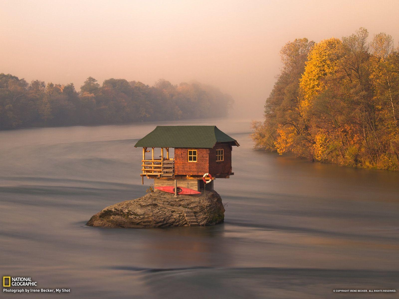 1600x1200 Serbia Picture - Travel Wallpaper - National Geographic Photo, Desktop