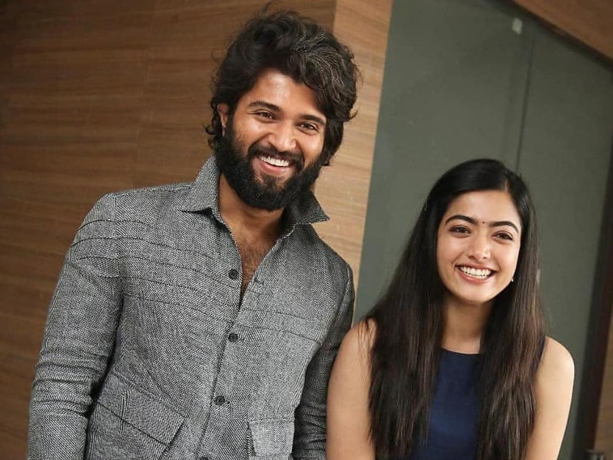 1200x900 Vijay Deverakonda & Rashmika Mandanna look stylish in the throwback PHOTO; fans can't stop gushing over it, Desktop