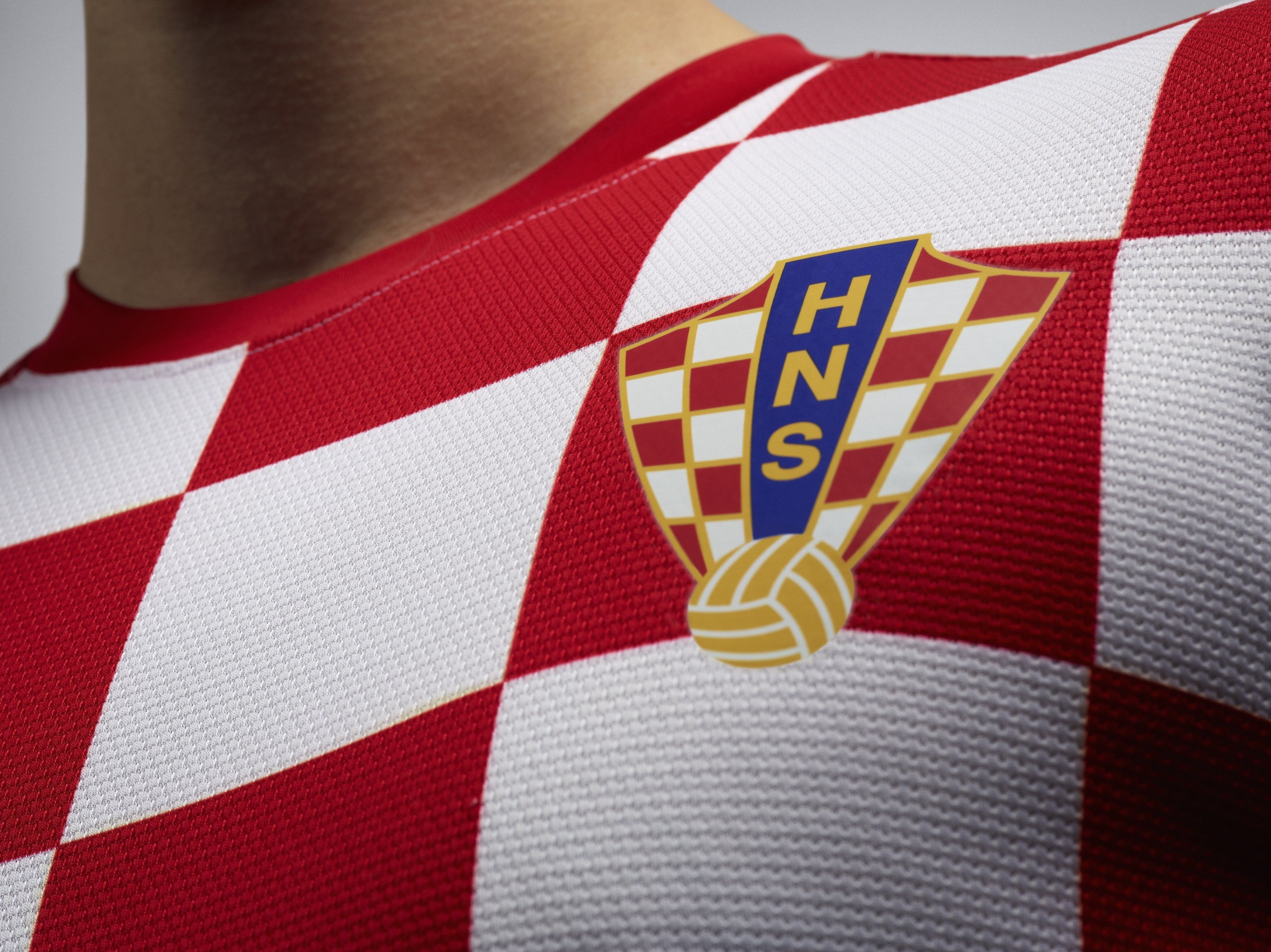 3550x2660 CROATIA soccer (63) wallpaperx2655, Desktop