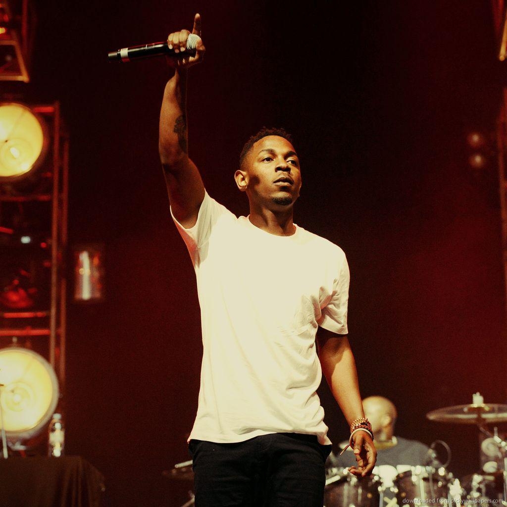 1030x1030 Download Kendrick Lamar With Mic Wallpaper For iPad 2, Phone