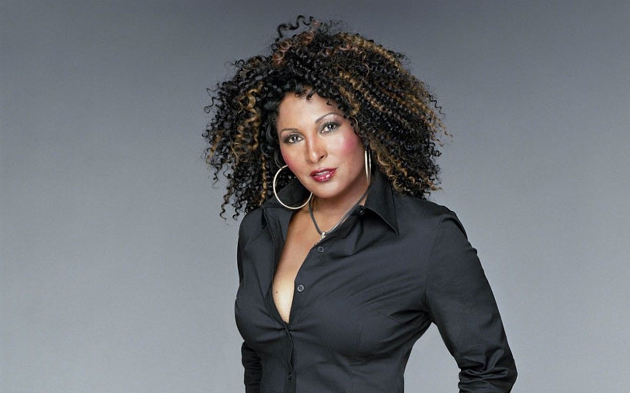 1280x800 Pam Grier on Pam Grier! [INTERVIEW] • EBONY, Desktop