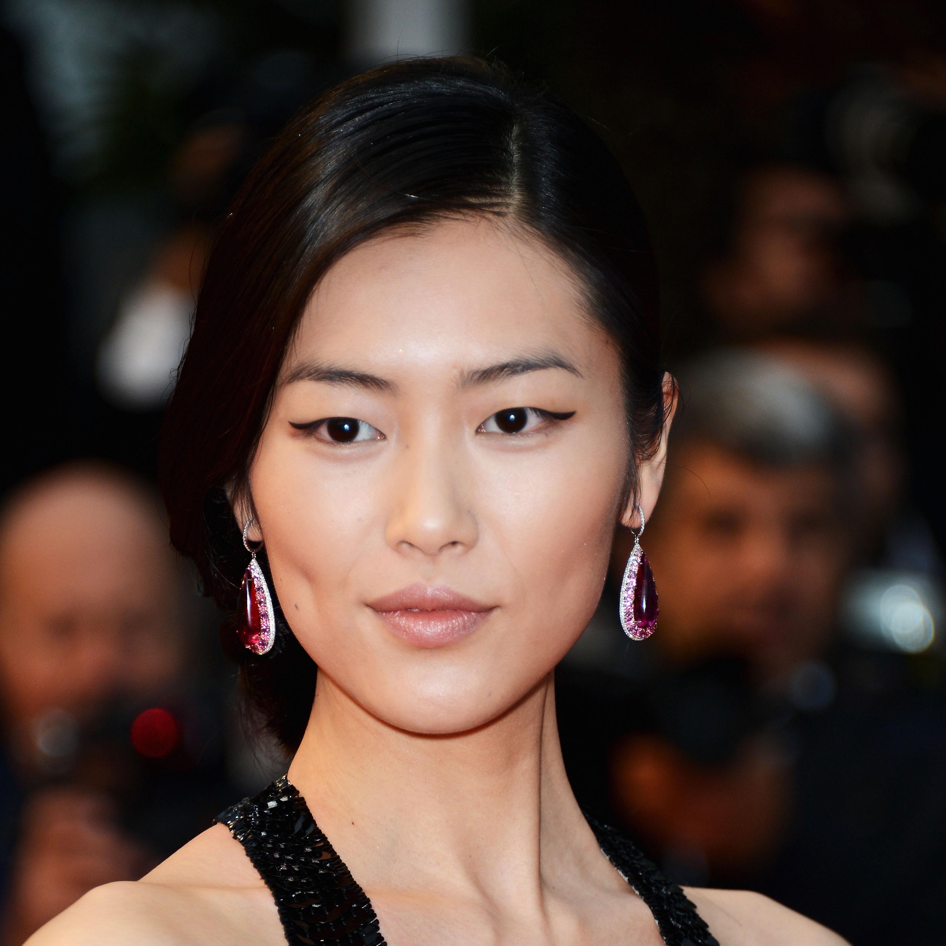 3130x3130 HD Liu Wen Wallpaper, Phone