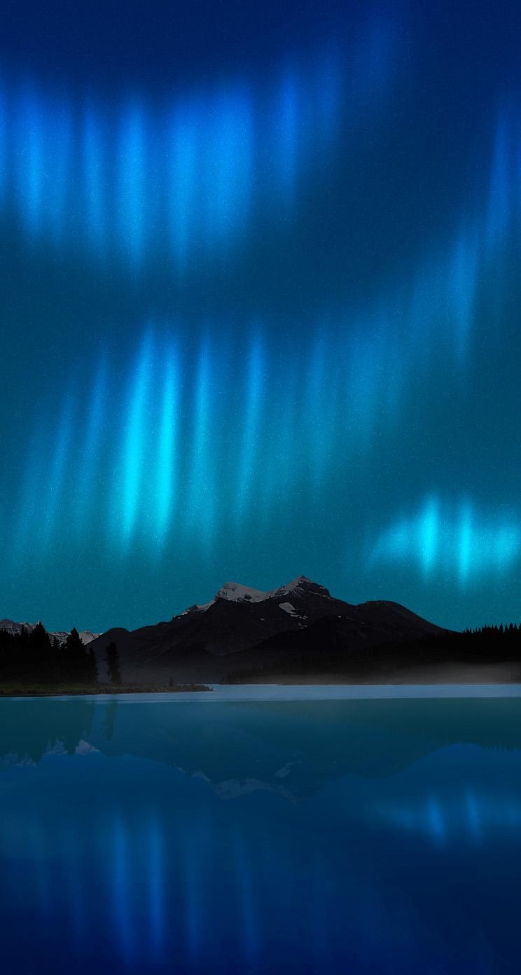 750x1400 Northern Lights Lake Reflection iPhone 5 Wallpaper HD, Phone