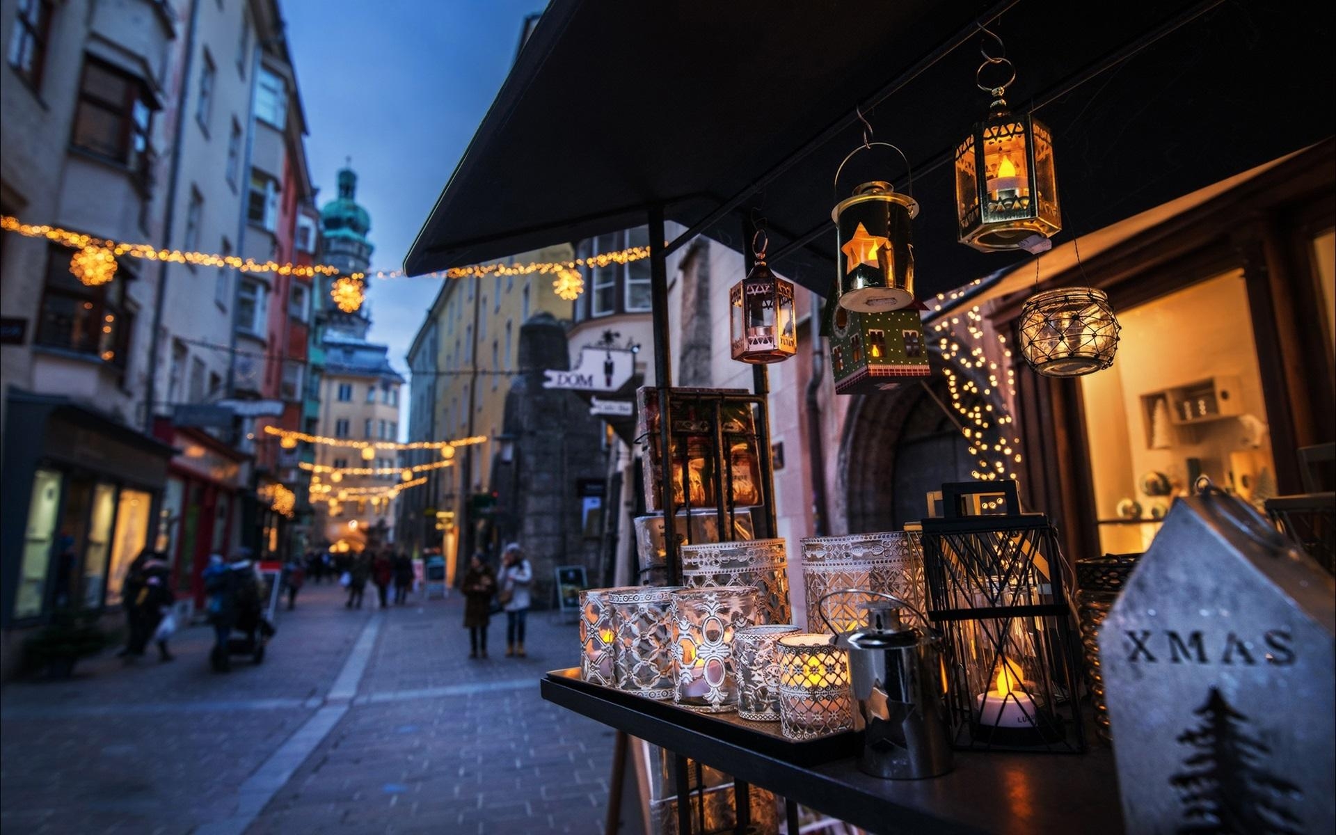 1920x1200 Wallpaper Austria, Innsbruck, street, lanterns, holiday  HD, Desktop