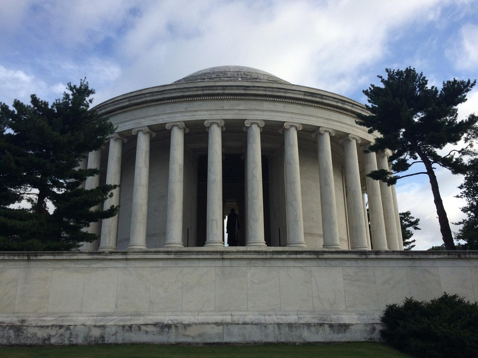 1600x1200 National Park Service battles with microbial growth on Jefferson, Desktop