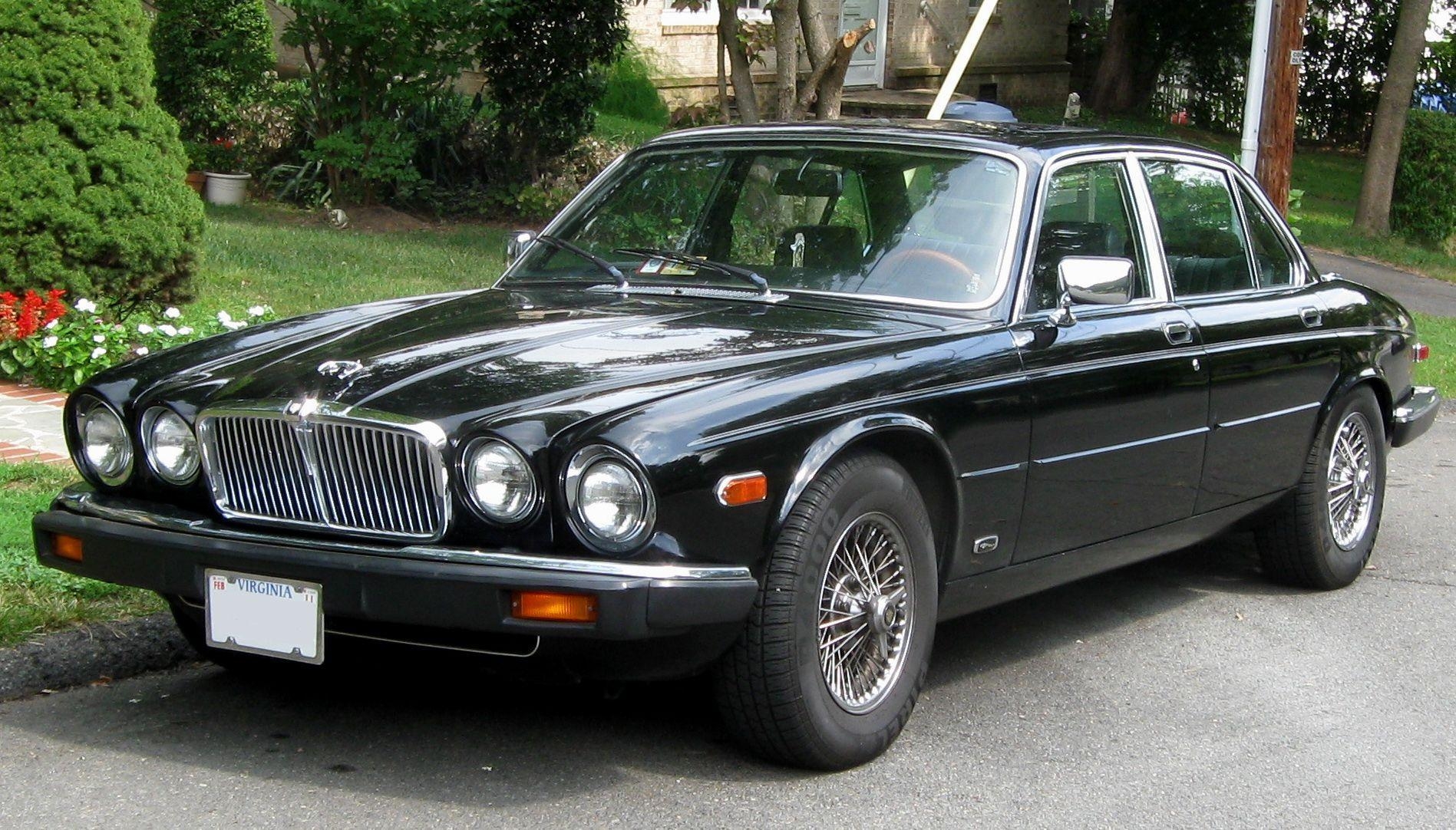 1900x1090 Jaguar XJ6, Desktop