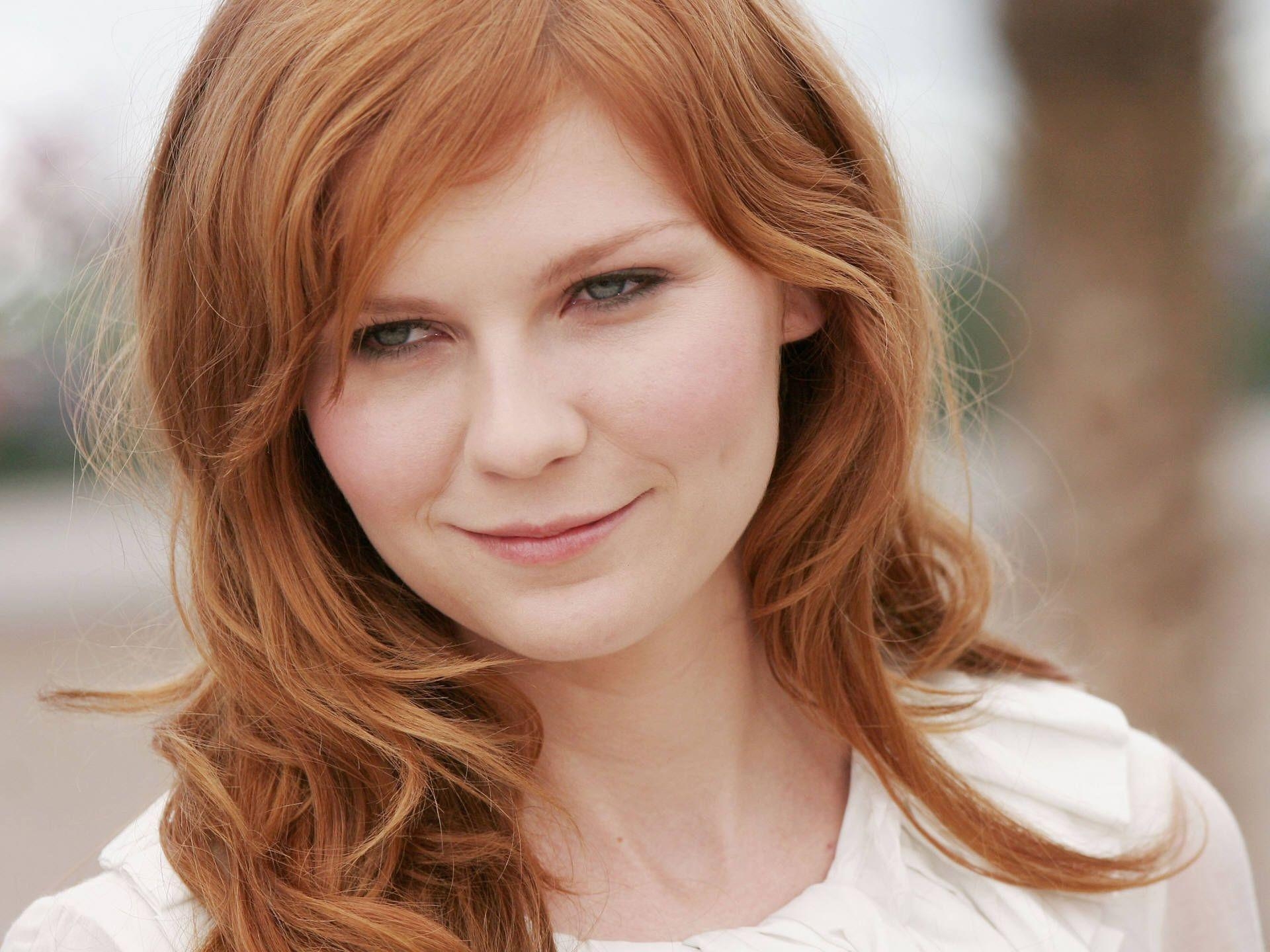 1920x1440 Kirsten Dunst Face Redhead Wallpaper, Desktop