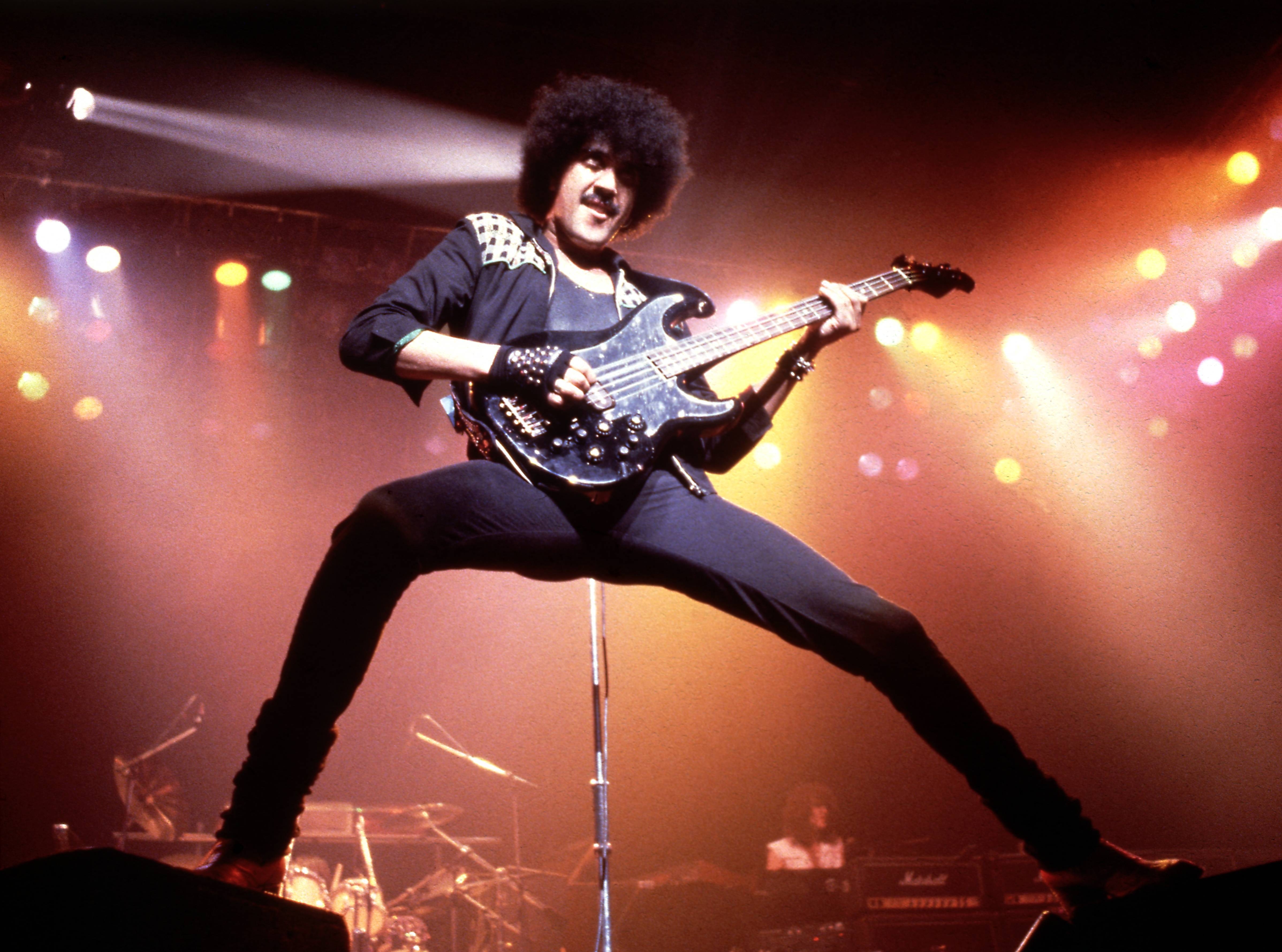 4790x3560 Phil Lynott. Them's some legs!. Love, Desktop