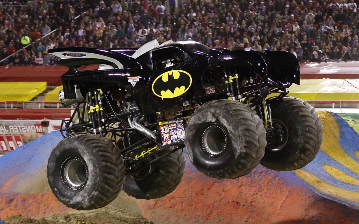 1500x940 Monster Truck HD Wallpaper , Download 4K Wallpaper For Free, Desktop