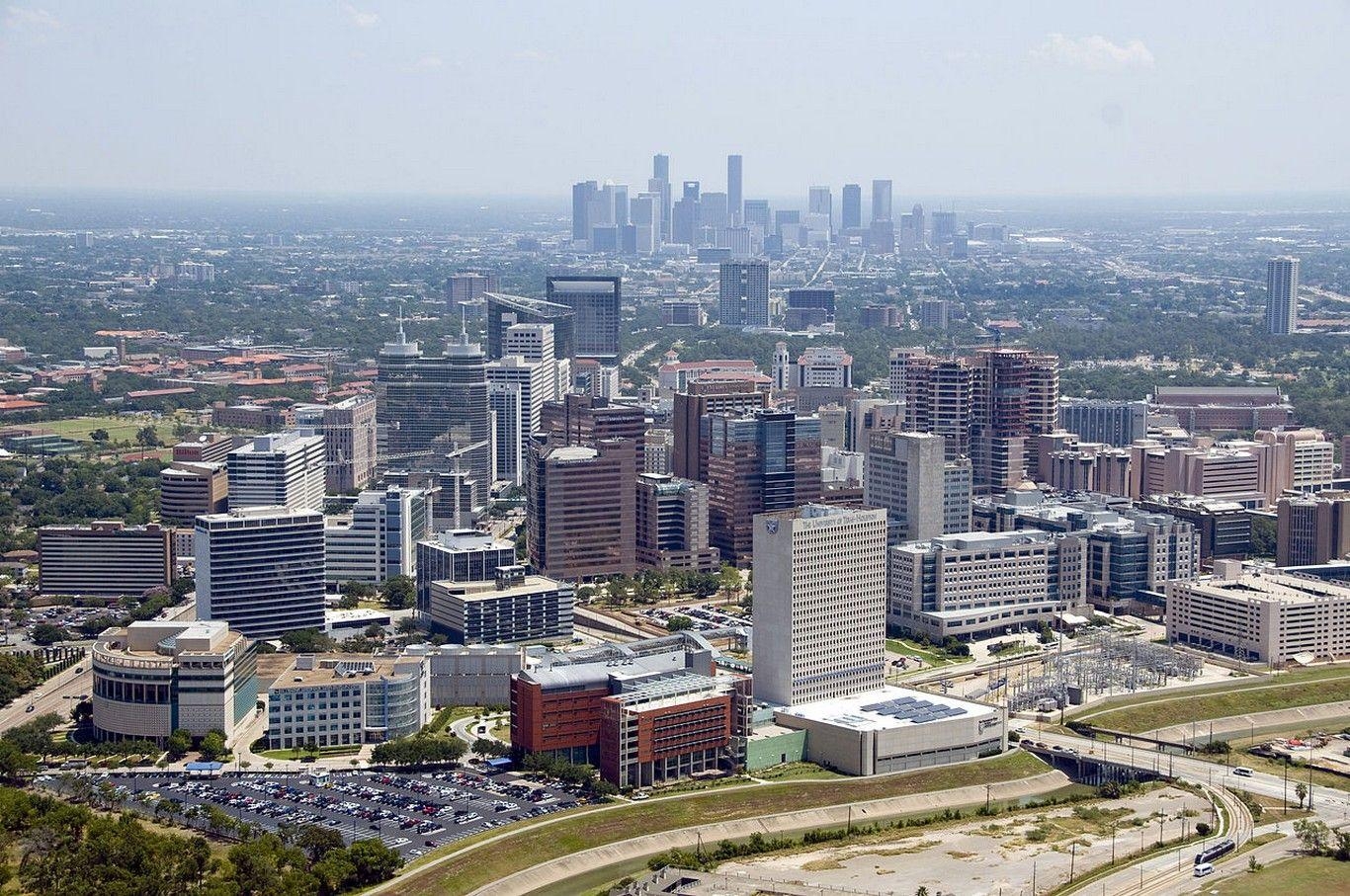 1370x910 Aerial of Texas Medical Center with Downtown Houston picture, Desktop