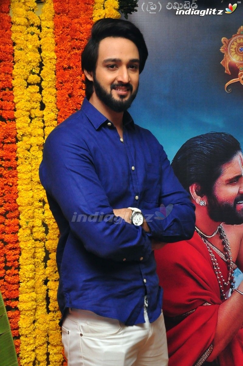 800x1210 Saurabh Raj Jain Photo Actor photo, image, gallery, Phone