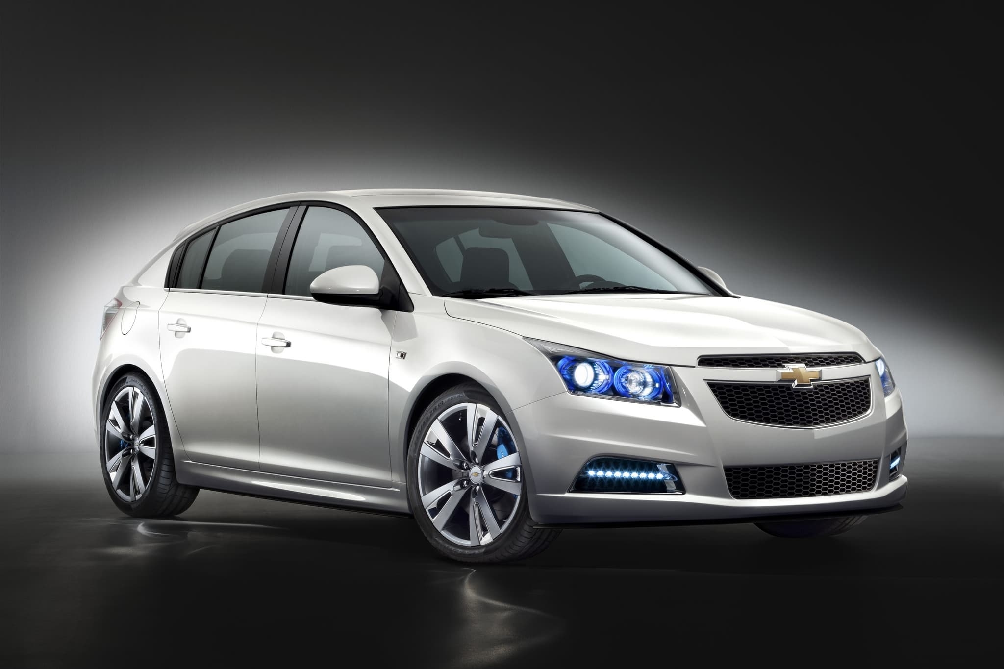 2050x1370 Chevrolet Cruze wallpaper HD High Quality free Download, Desktop