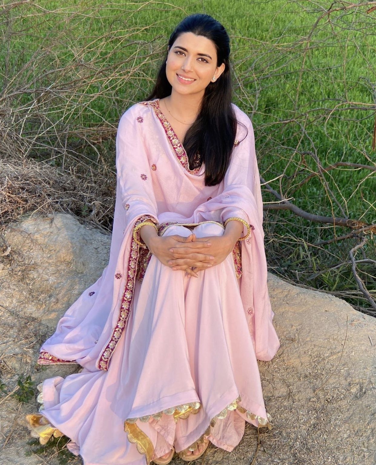 1250x1540 Nimrat Khaira's Feet << wikiFeet, Phone