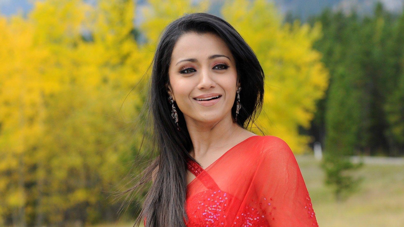 1600x900 Trisha Krishnan South Indian Actress Image HD Wallpaper, Desktop