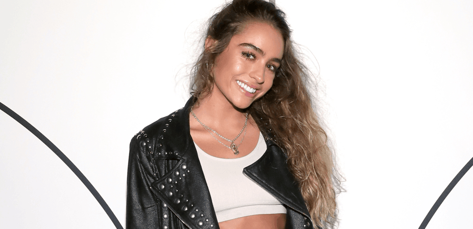 950x460 Sommer Ray wallpaper, Dual Screen