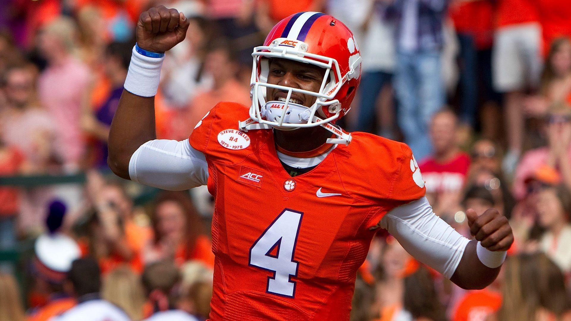 1920x1080 Is Clemson's Deshaun Watson Nation's Best QB?. CampusInsiders, Desktop