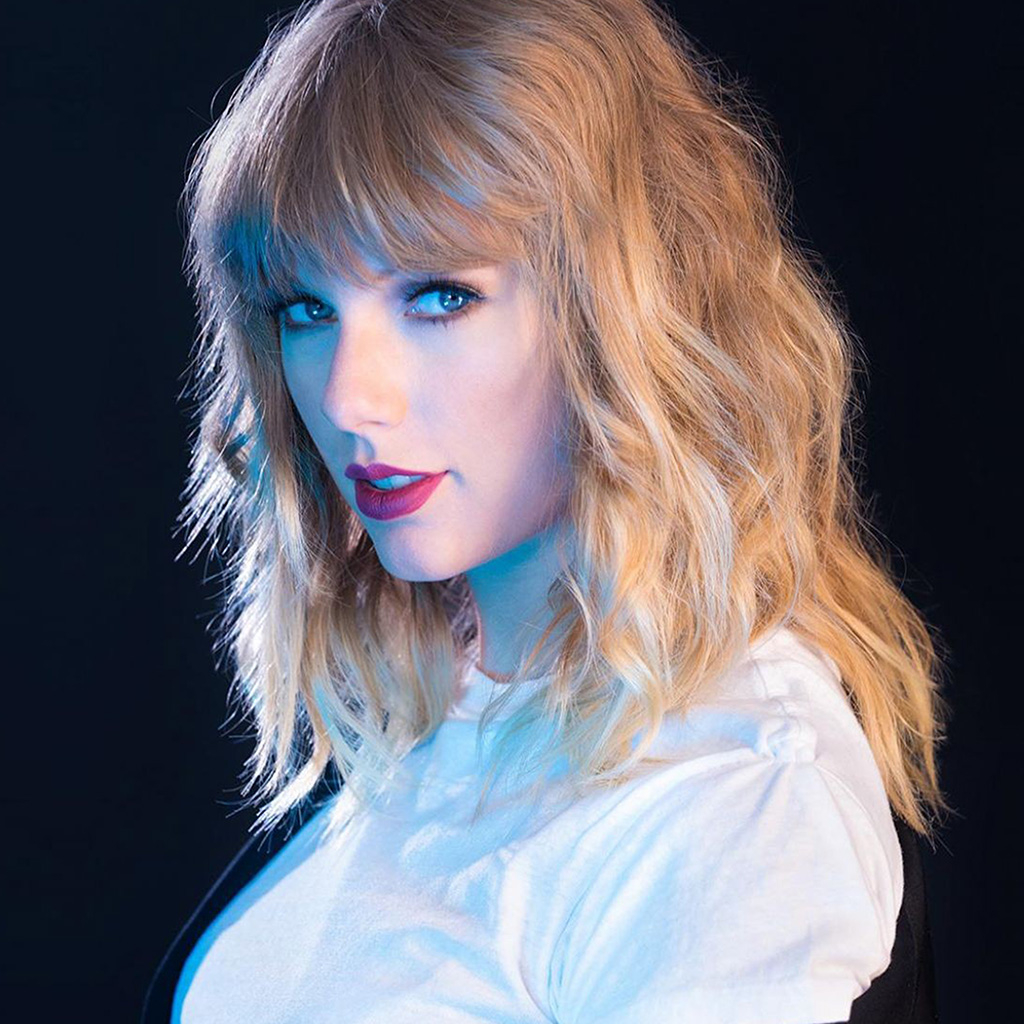 1030x1030 Taylor Swift Dark Girl Music Wallpaper, Phone