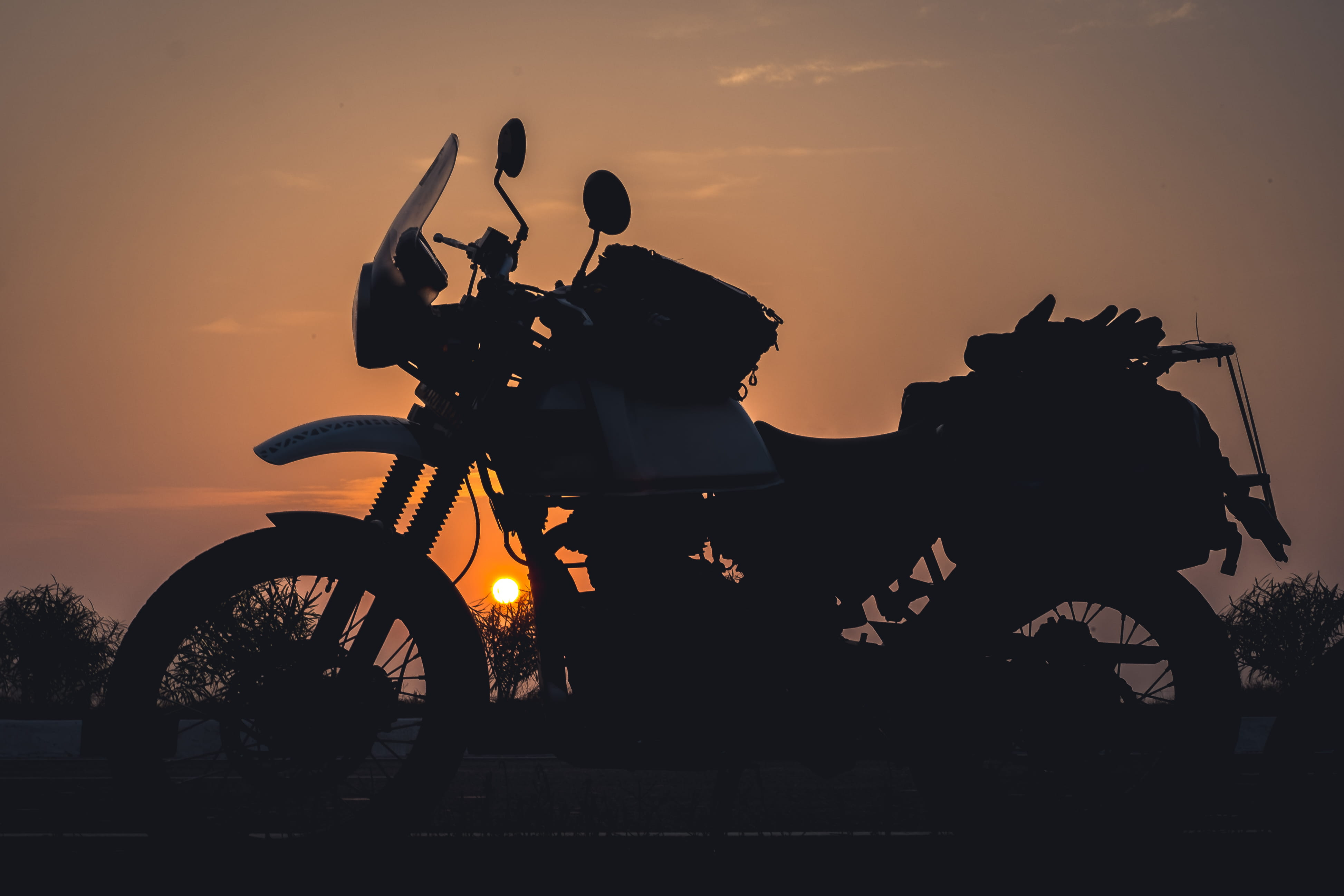 3900x2600 Wallpaper Royal Enfield Himalayan, Motorcycle, Sunrise, Road Trip, Ride, Desktop