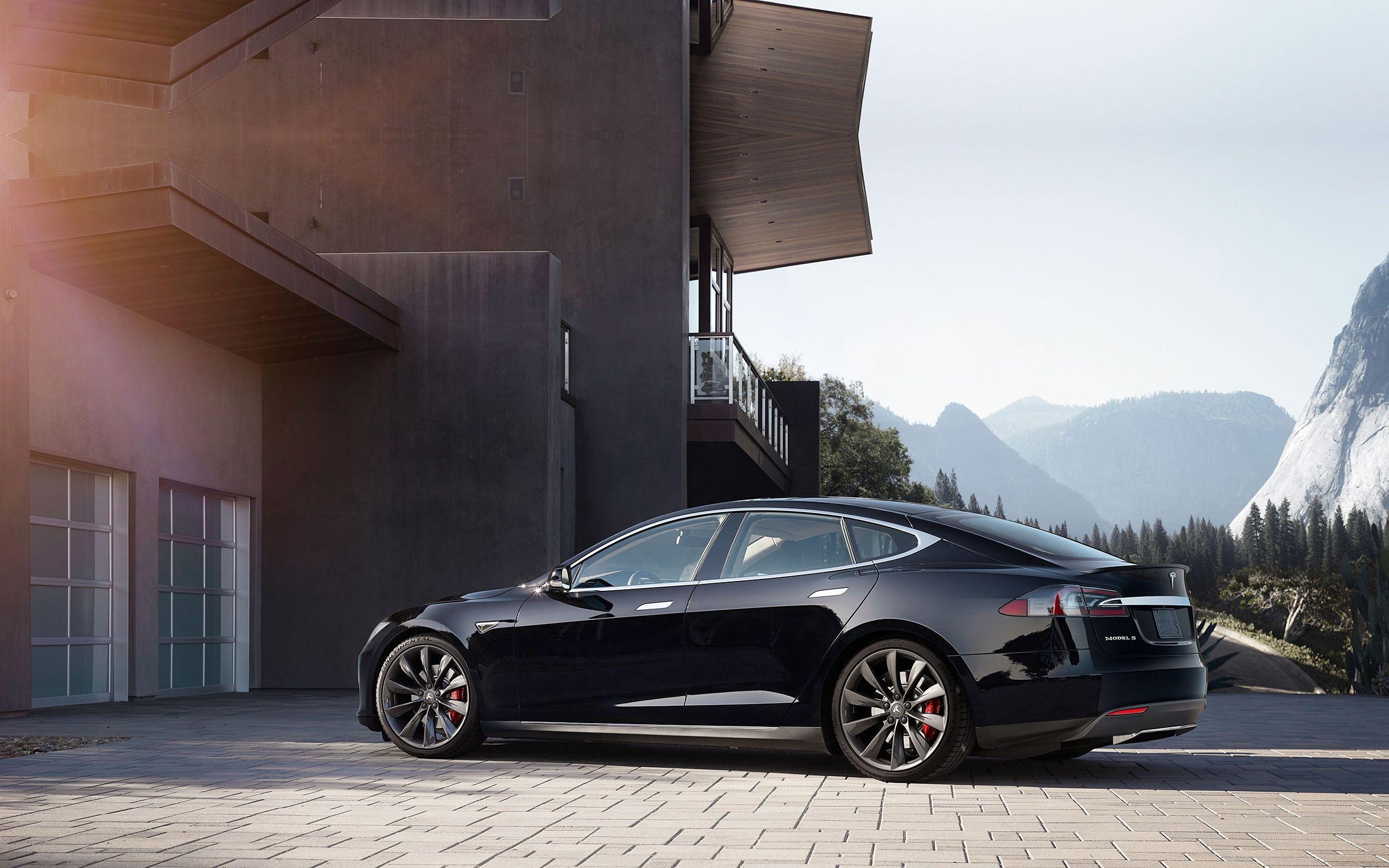 2560x1600 4K UHD Tesla Car Wallpaper, Desktop