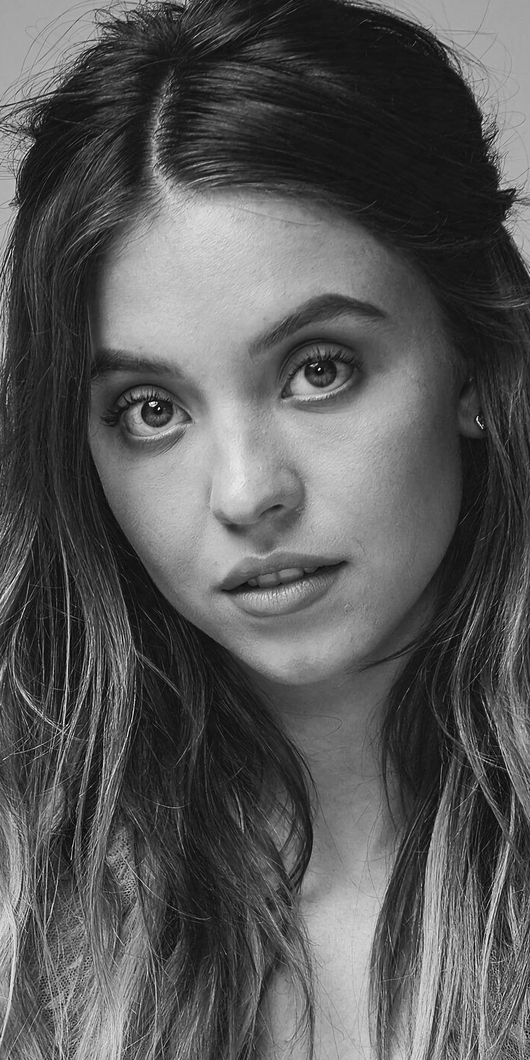 1080x2160 Sydney Sweeney Phone Wallpaper, Phone