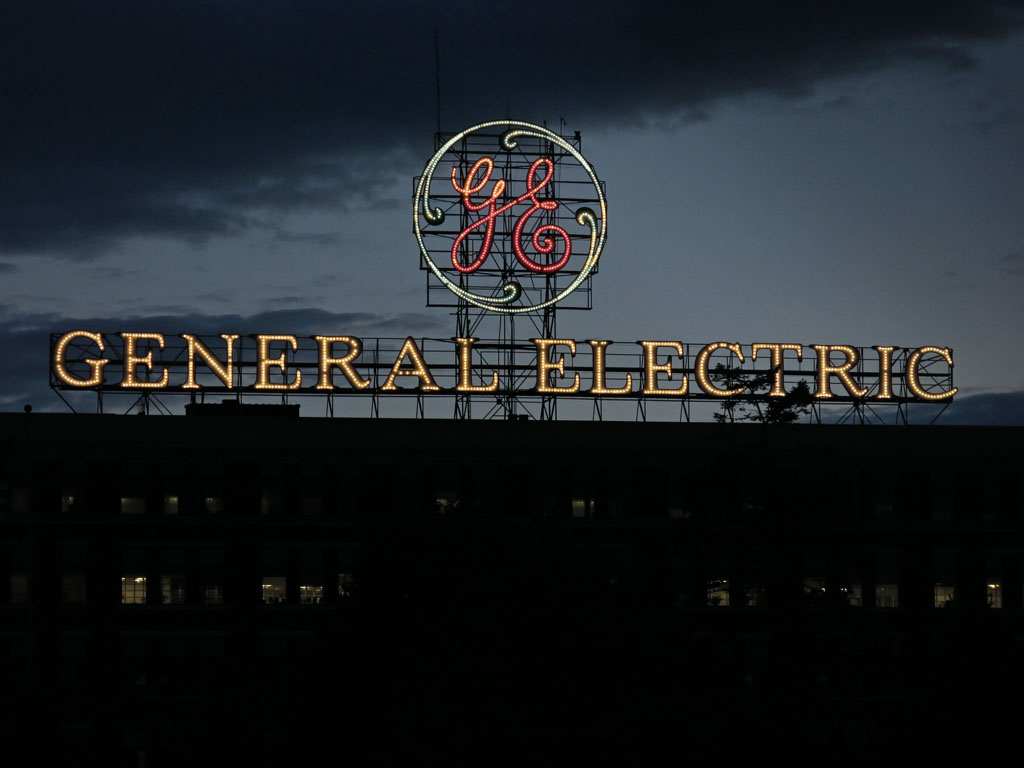 1030x770 General Electric, Shell looking for exits as energy transition accelerates, Desktop