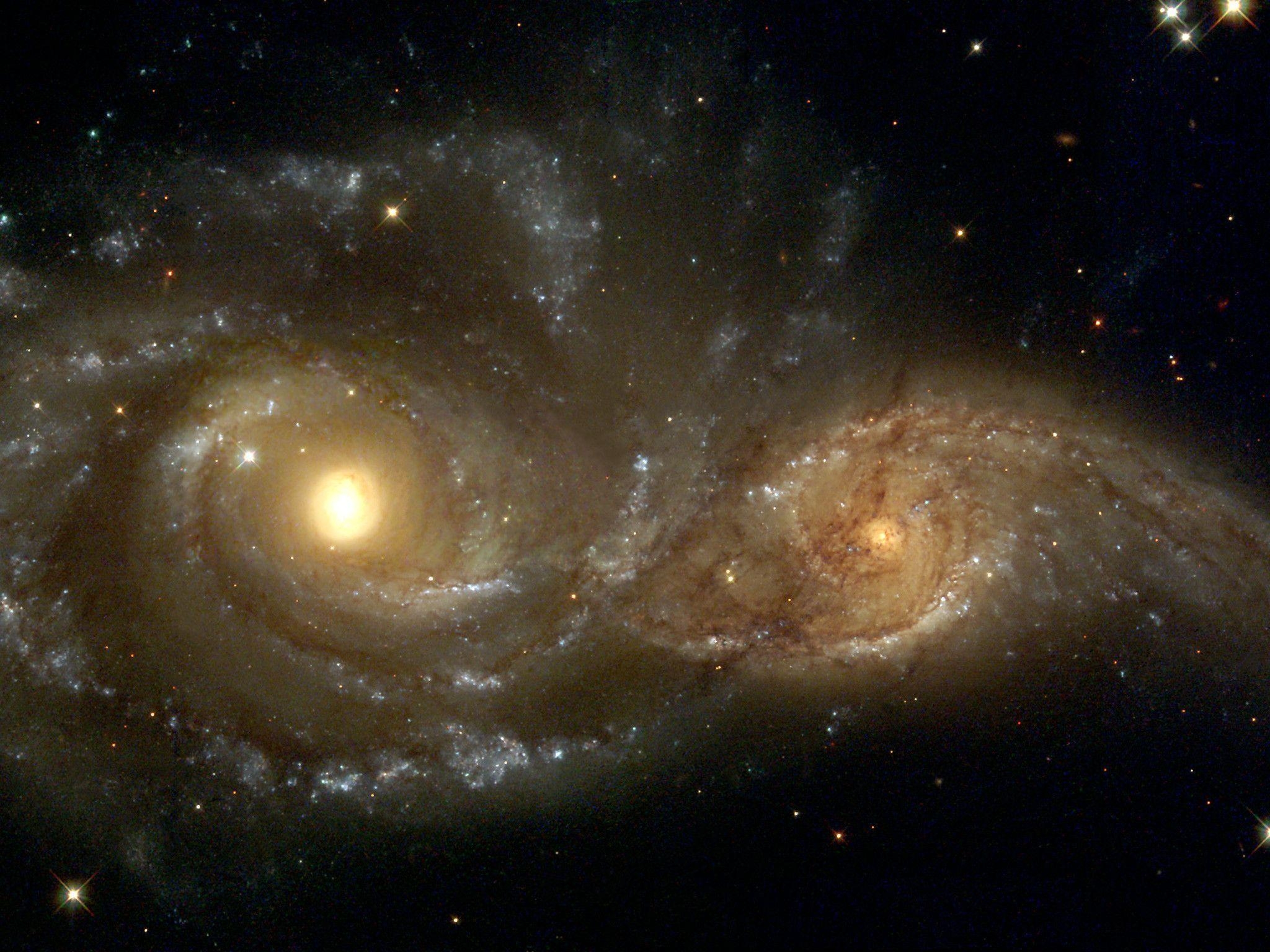 2050x1540 A Grazing Encounter Between two Spiral Galaxies. ESA, Desktop