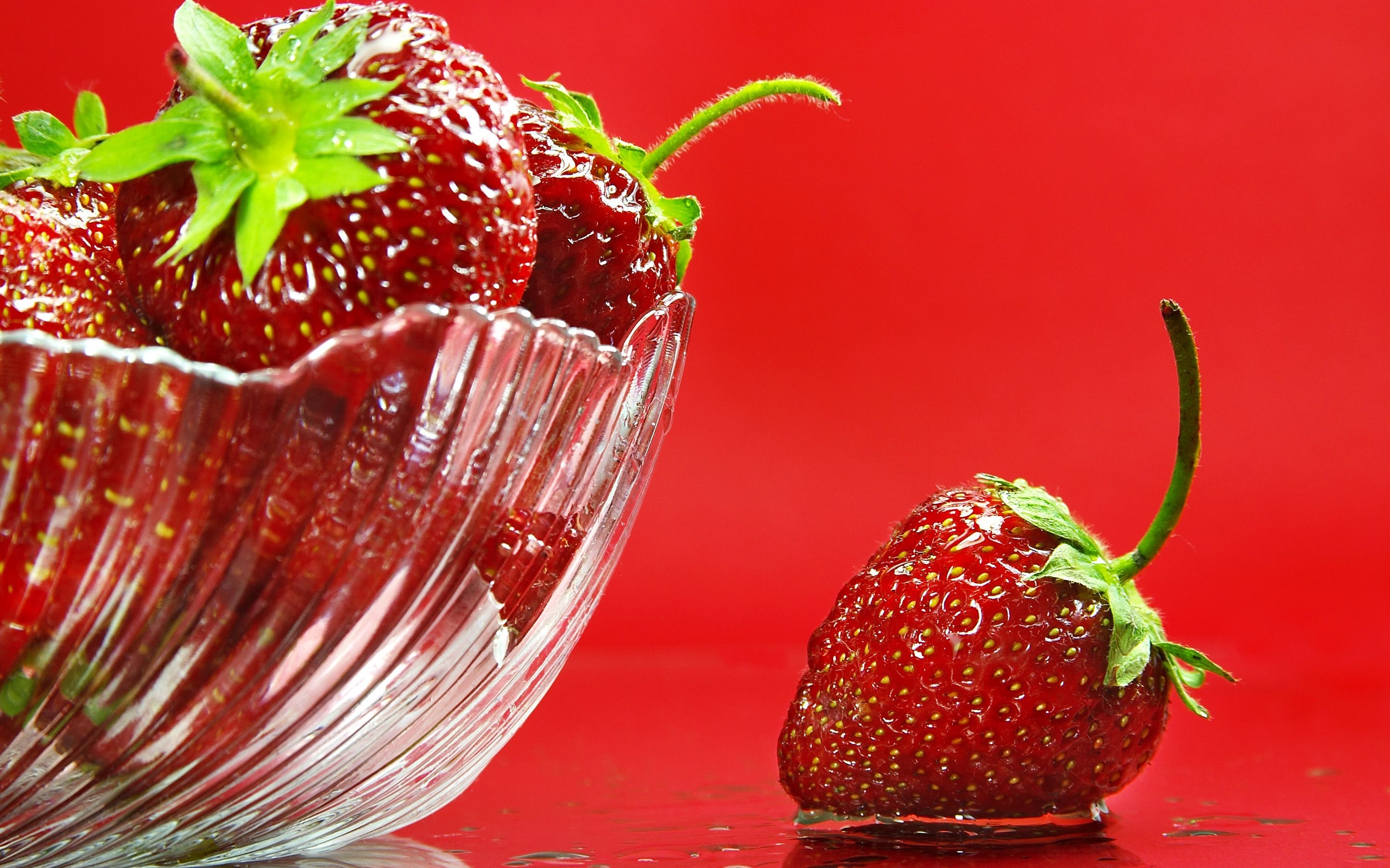 2880x1800 Free download cute strawberry wallpaper walljpegcom, Desktop