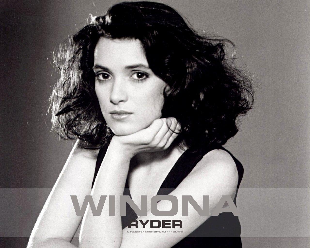 1280x1030 Winona Ryder wallpaperx1024, Desktop