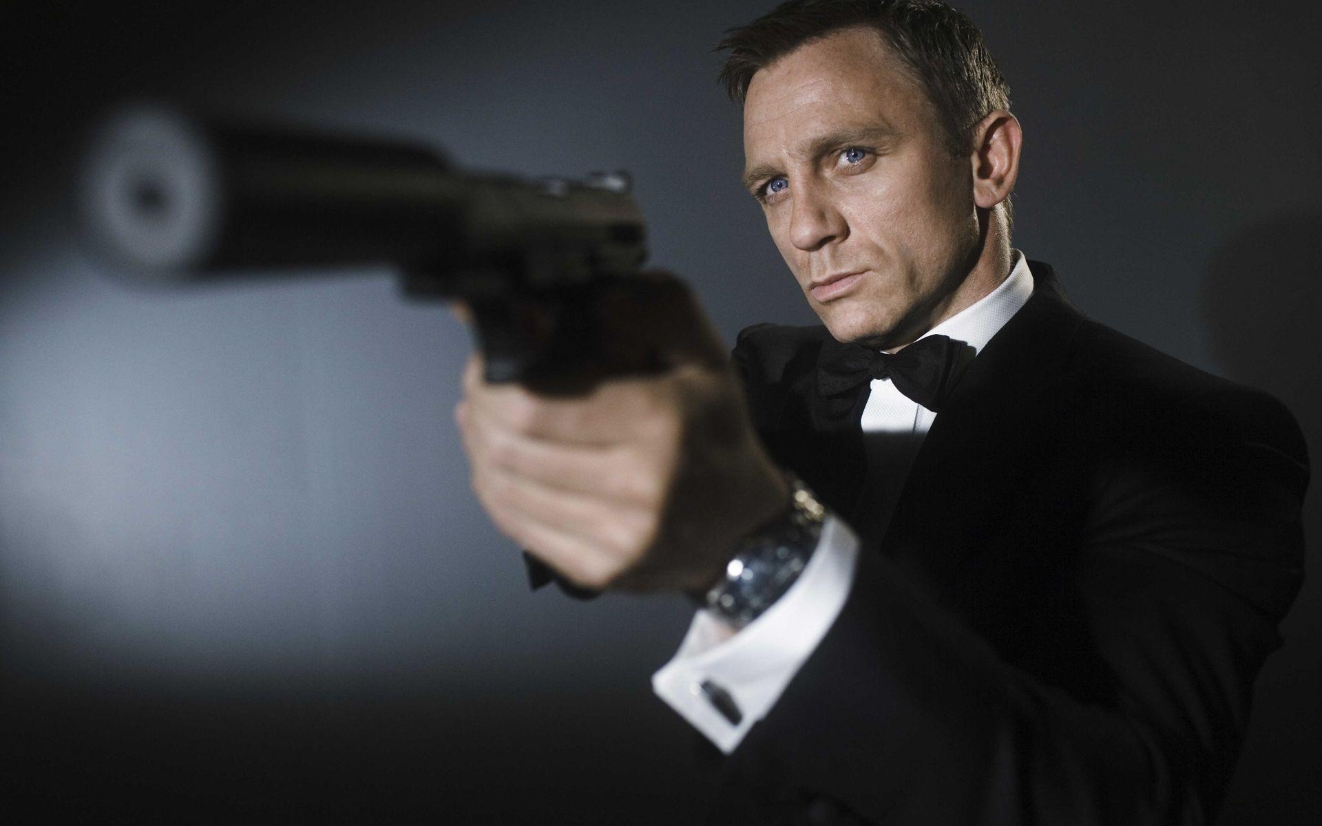 1920x1200 Daniel Craig Wallpaper High Resolution and Quality Download, Desktop