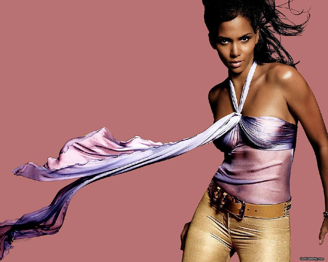 1280x1030 Halle Berry Wallpaper, Desktop