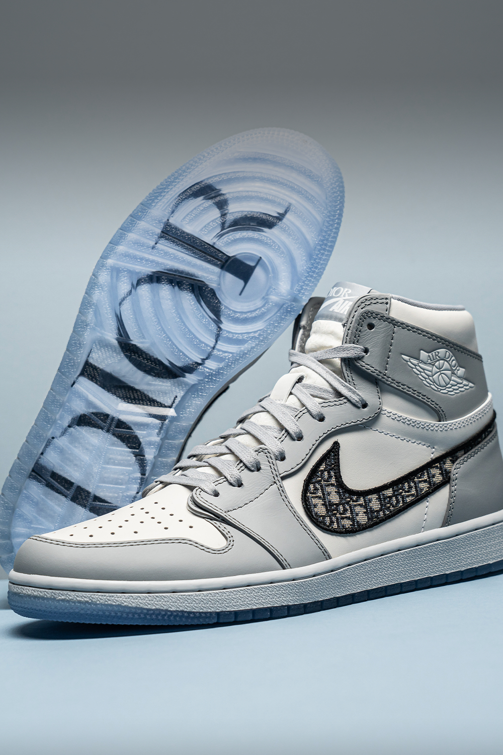 1000x1500 Air Jordan 1 Retro High Dior.com, Phone