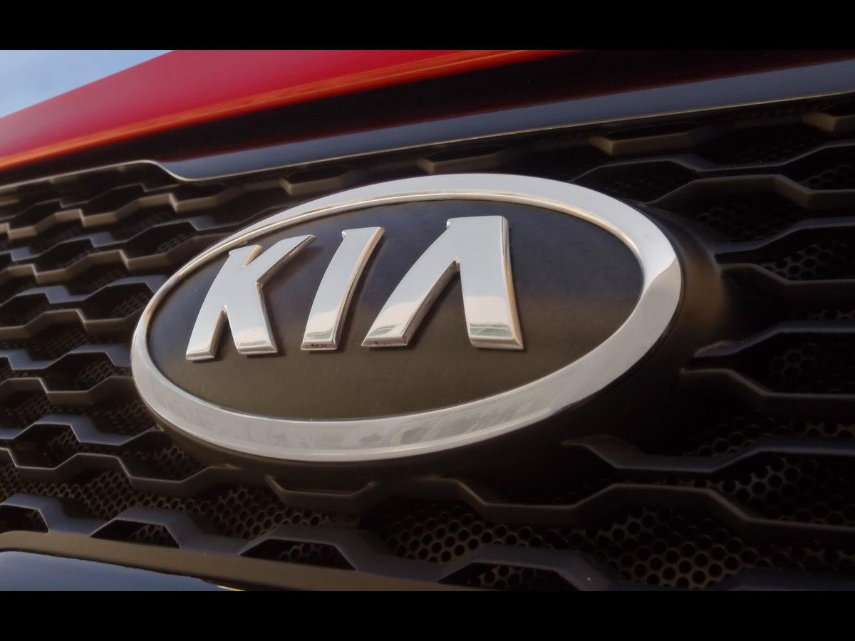 1200x900 Kia Koup Concept Grille Emblem 1920x1440 Wallpaper Des, Desktop