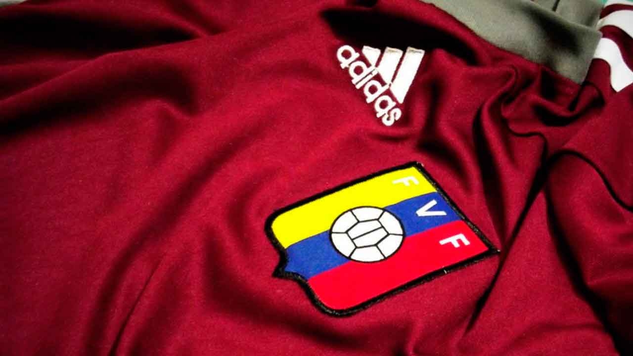 1280x720 La VINOTINTO. Fútbol, pasión y amor, Desktop