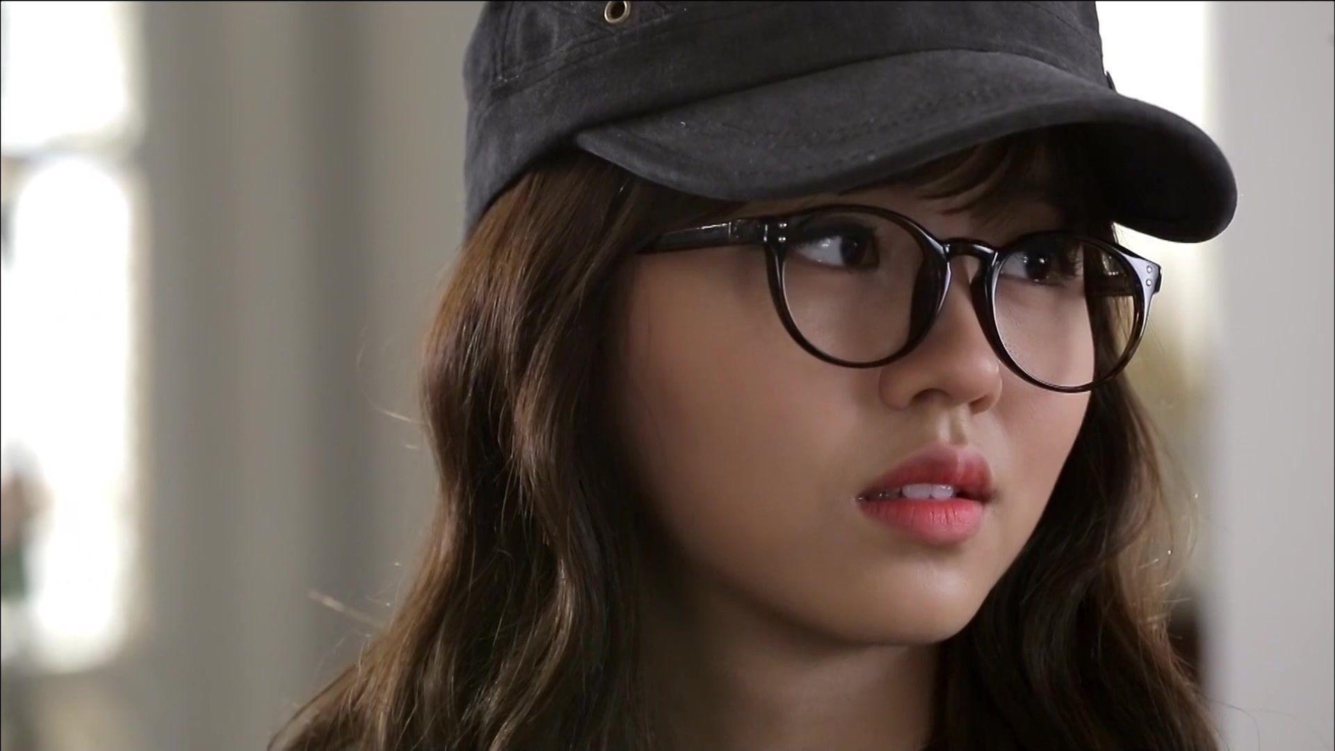 1920x1080 Kim So Hyun vs Kim Yoo Jung & Television, Desktop