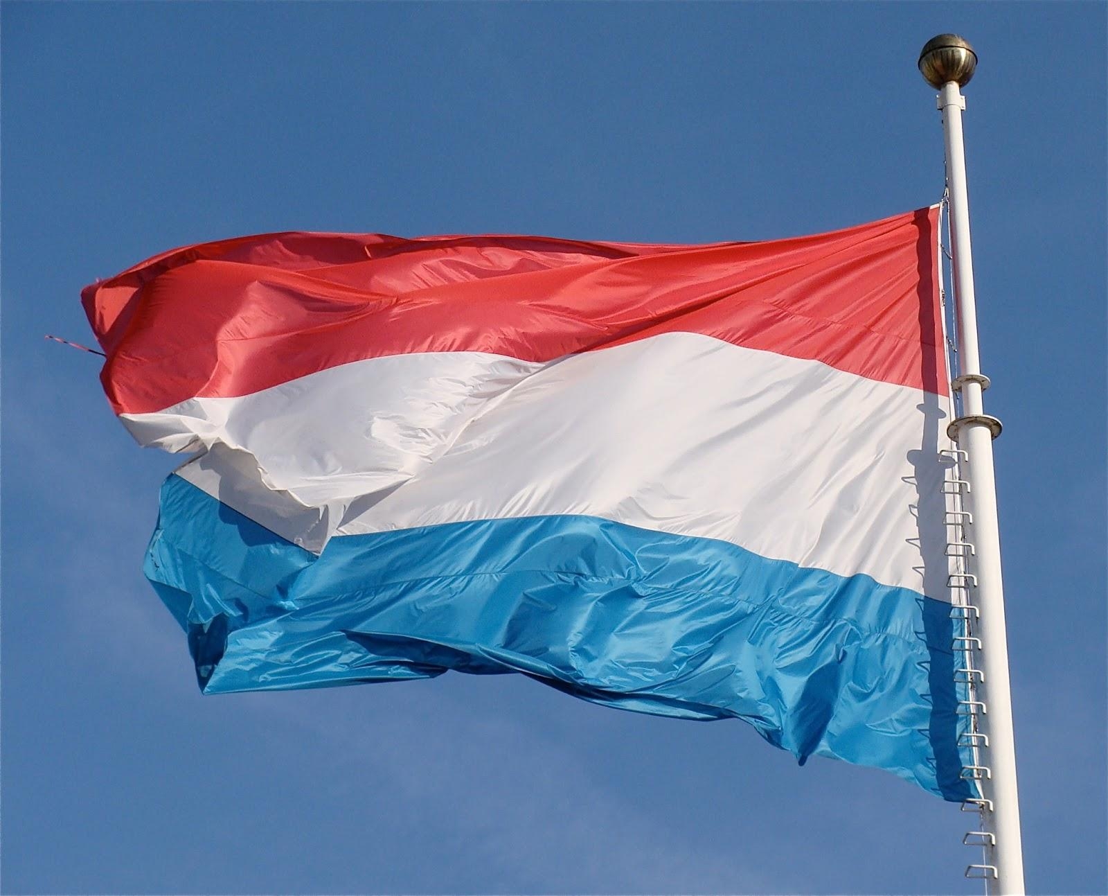 1600x1300 Graafix!: Flag of Luxembourg, Desktop