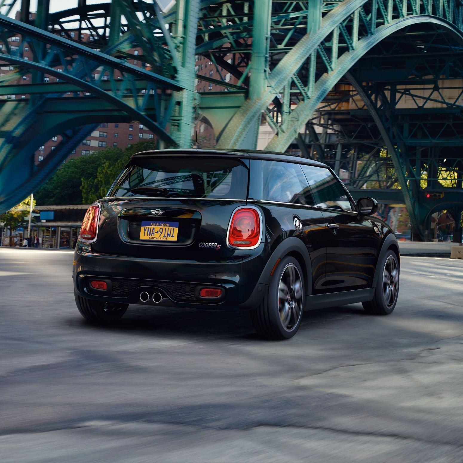 1550x1550 Mini Cooper 4k HD wallpaper Mini Cooper back side black, Phone