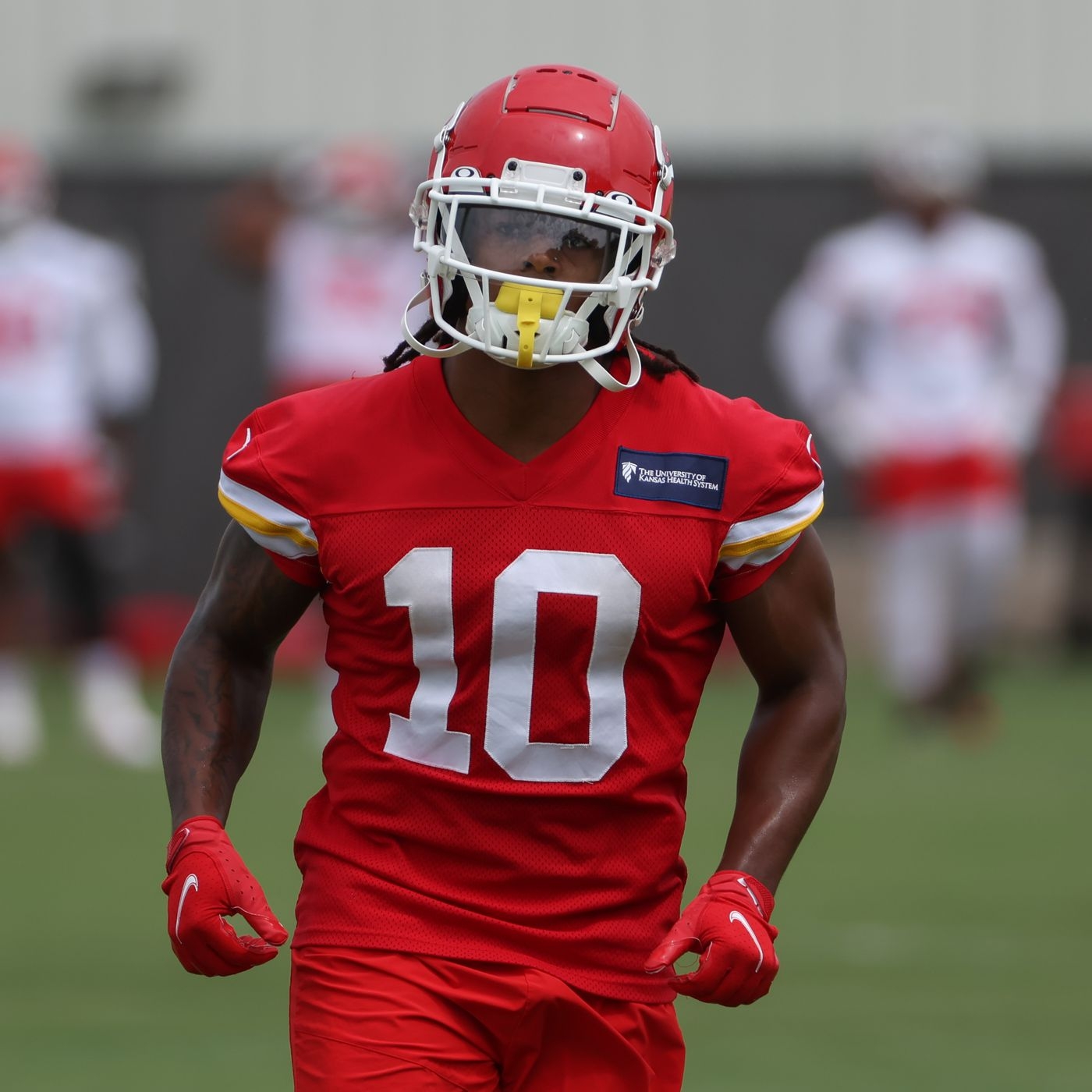 1400x1400 Chiefs RB Isiah Pacheco brings both speed and blocking ability to the team's offense, Phone