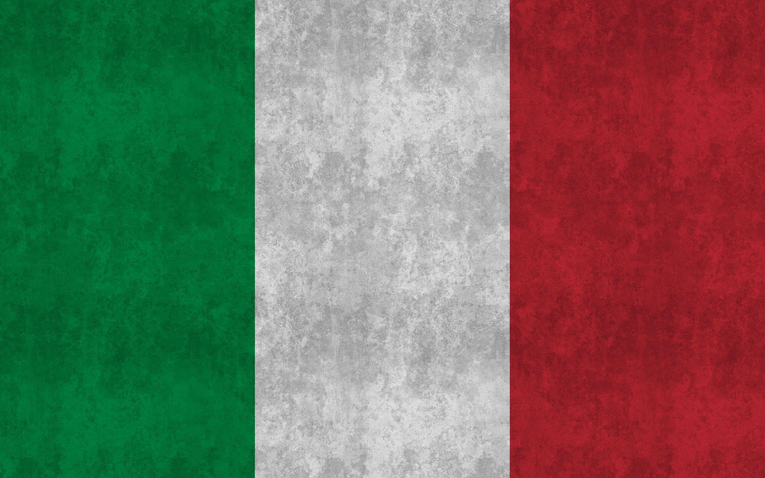 2560x1600 Italian Flag Wallpaper, Desktop