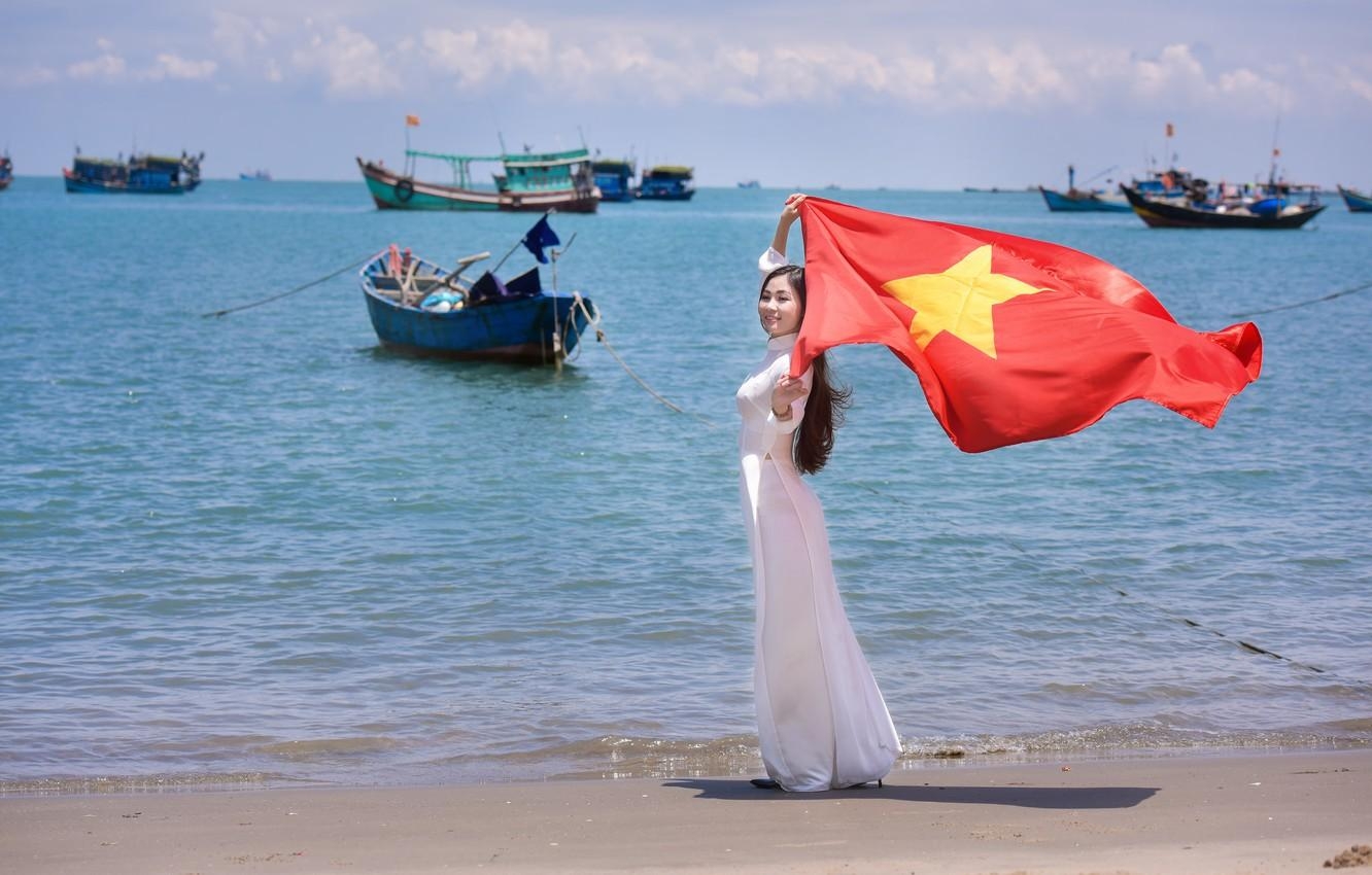 1340x850 Wallpaper sea, summer, girl, face, boats, dress, flag, Vietnam, Desktop