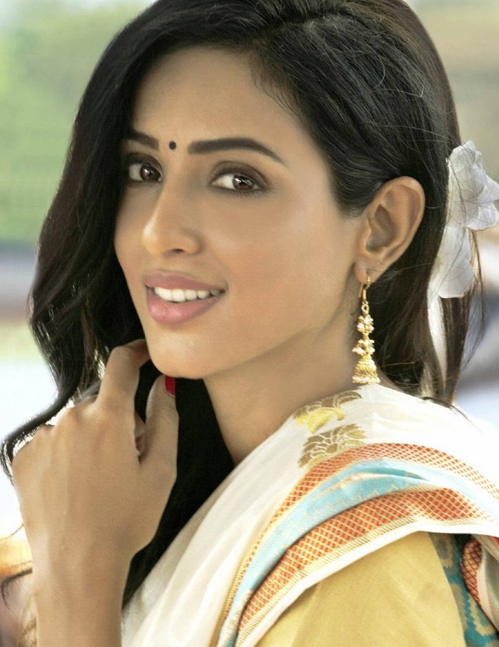 990x1280 Riya Suman wallpaper, Phone