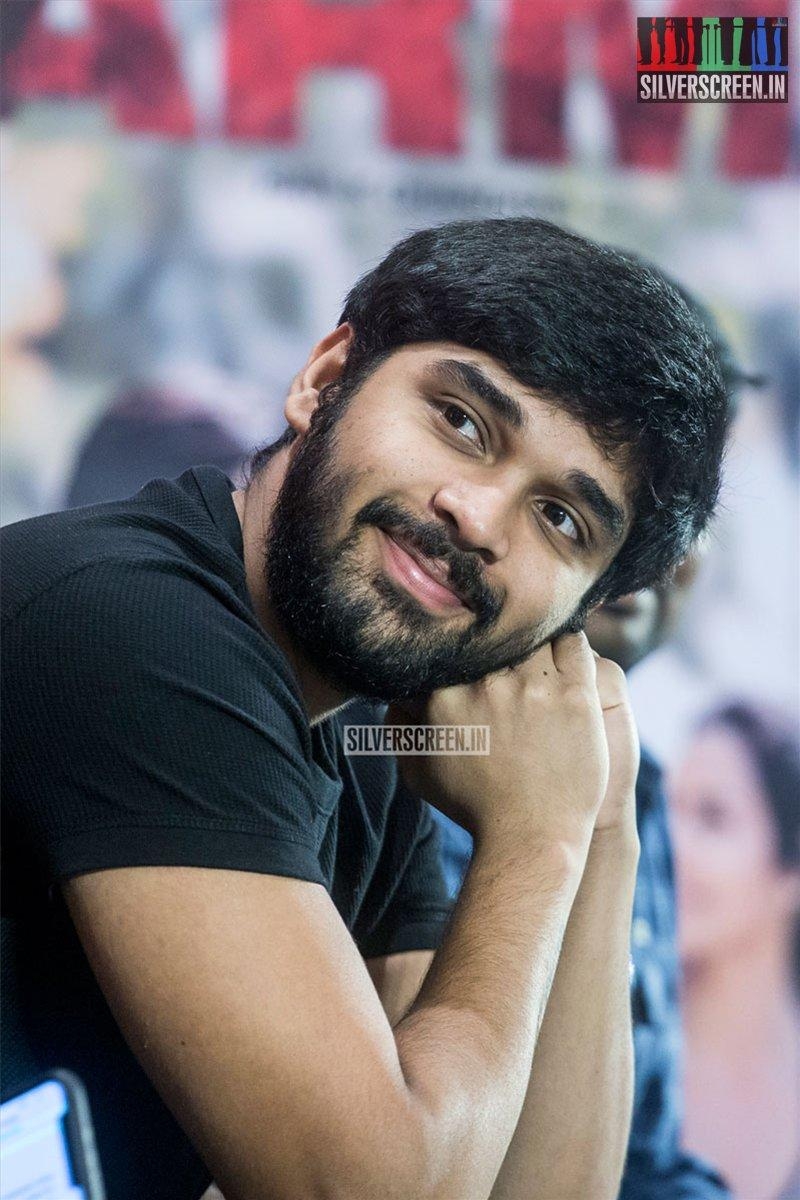 800x1200 Vikram, Dhruv Vikram At The 'Adithya Varma' Thanksgiving Meet, Phone