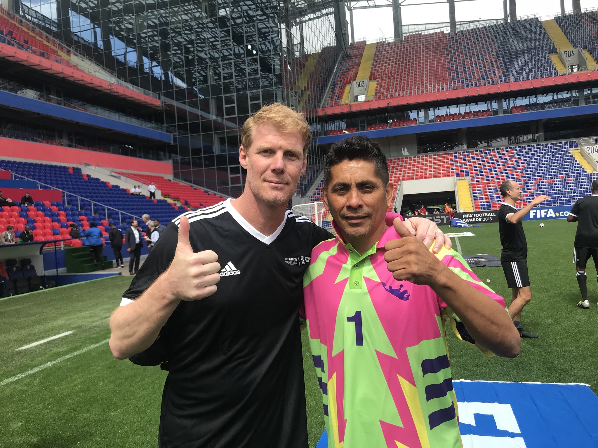 2050x1540 Alexi Lalas it with the always colorful Jorge Campos at the FIFA legends game in Moscow, Desktop