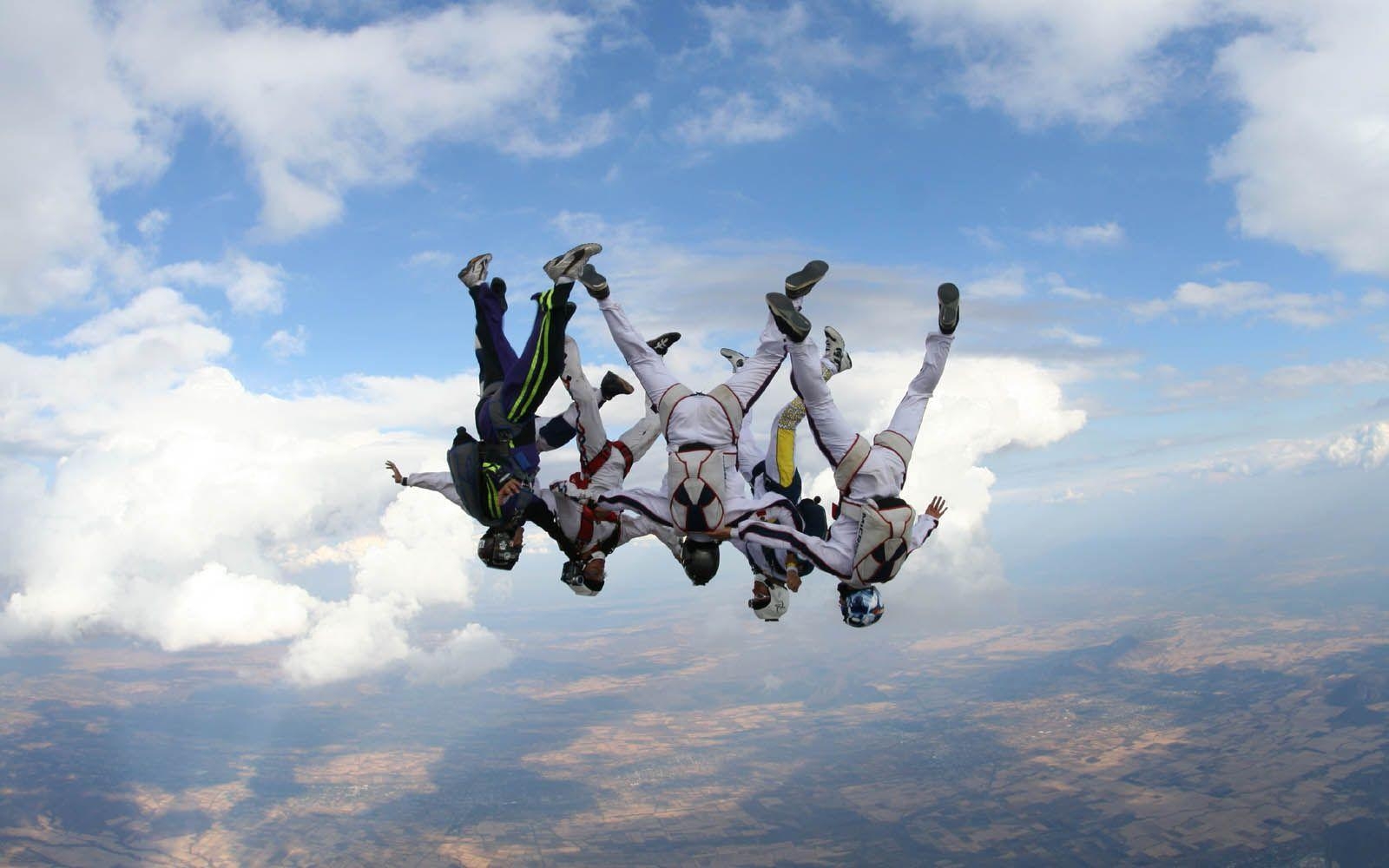 1600x1000 Skydiving Wallpaper High Quality, Desktop